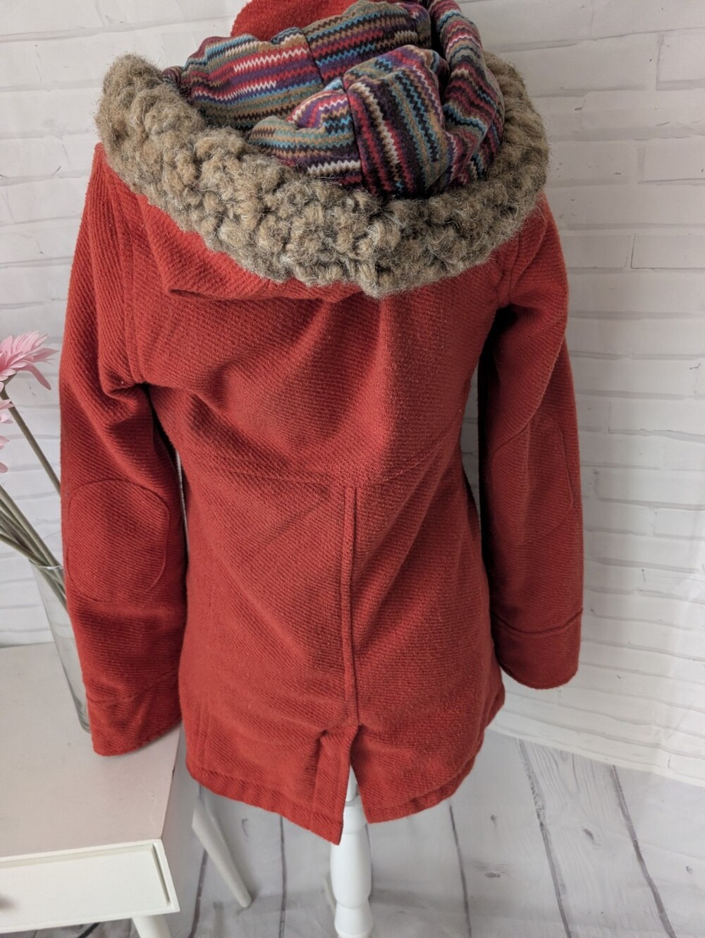 Roxy Jacket - Picture 2 of 9